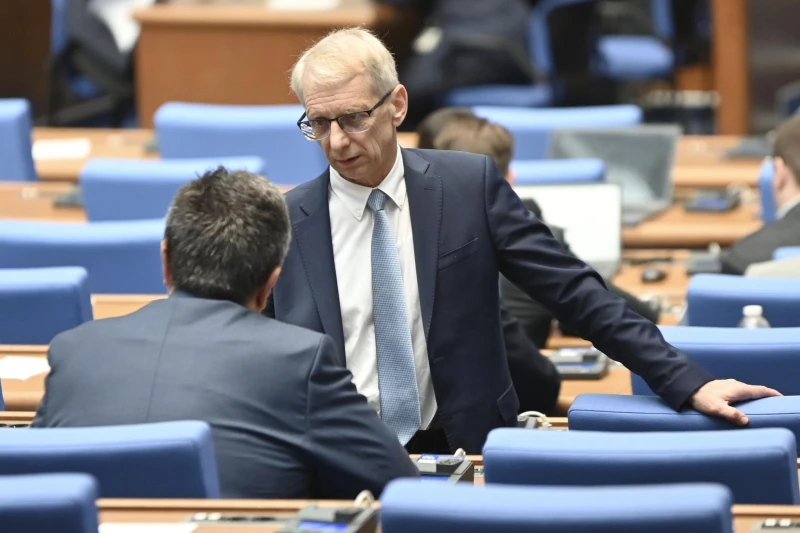 Денков за думите на Калин Стоянов: Бездействието започна по негово време и продължава до днес