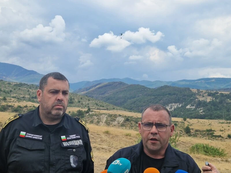 Овладян е пожарът в Пирин, но вътрешни огнища продължават да тлеят