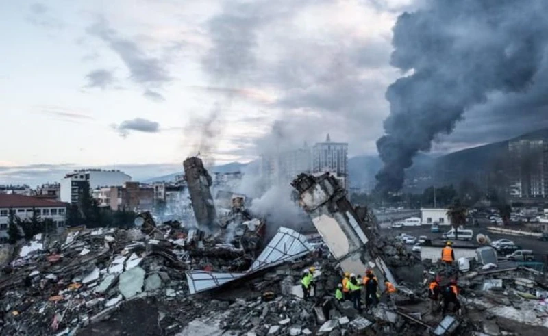 Newsweek: Руски военни експерти смятат, че мощното земетресение с магнитуд 8,7 може да е било причинено от сеизмично оръжие