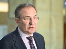 Министър Гуцанов: Помощта за пострадалите от пожарите е 7500 лева