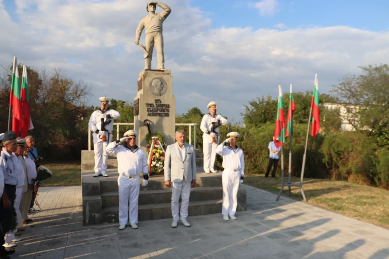 Русе отбелязва 146 години от създаването на ВМС