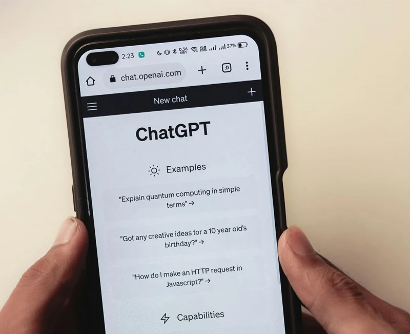 След злоупотреби с ChatGPT: Изкуственият интелект вече не предлага директни решения