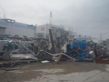 Охлаждат реакторите на АЕЦ "Фукушима 1" с пречистена от радиацията вода