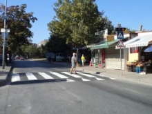 Освежават пешеходните пътеки в Пловдив за новата учебна година