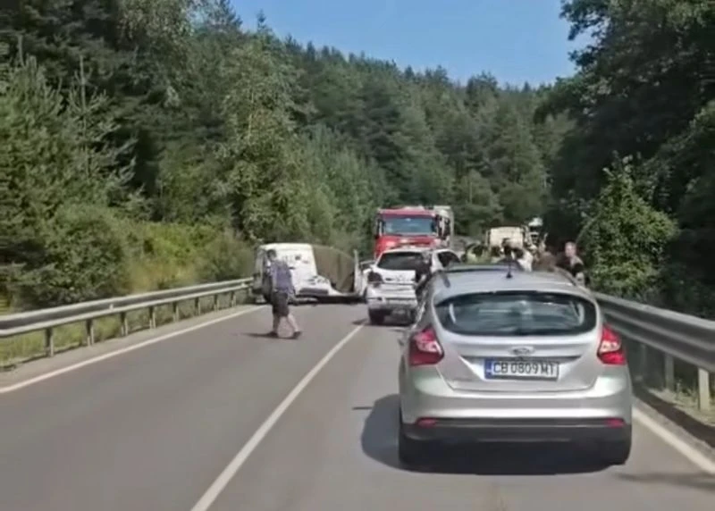 Страшна катастрофа в Разложко