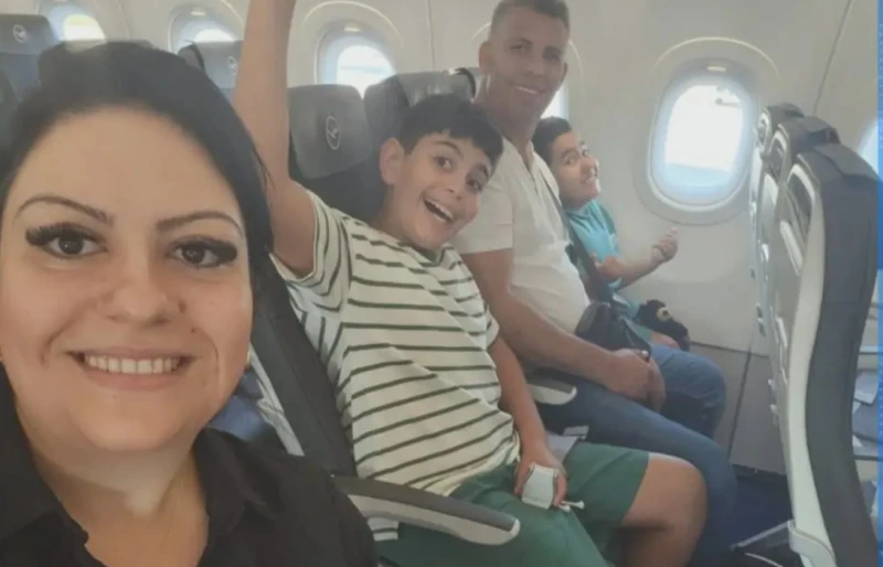Сваленото семейство от полет на Ryanair: Оставиха ни като отхвърлени. Това повлия на децата ни