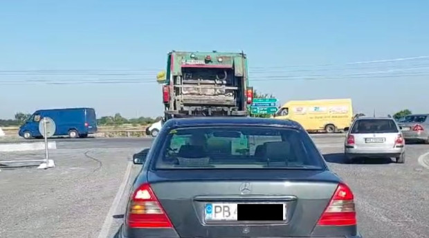 Един от входовете на Пловдив е блокиран
