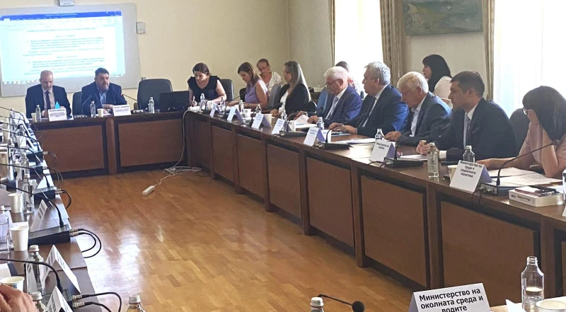 Сдружението на общините настоя за редица промени пред вицепремиера Зафиров