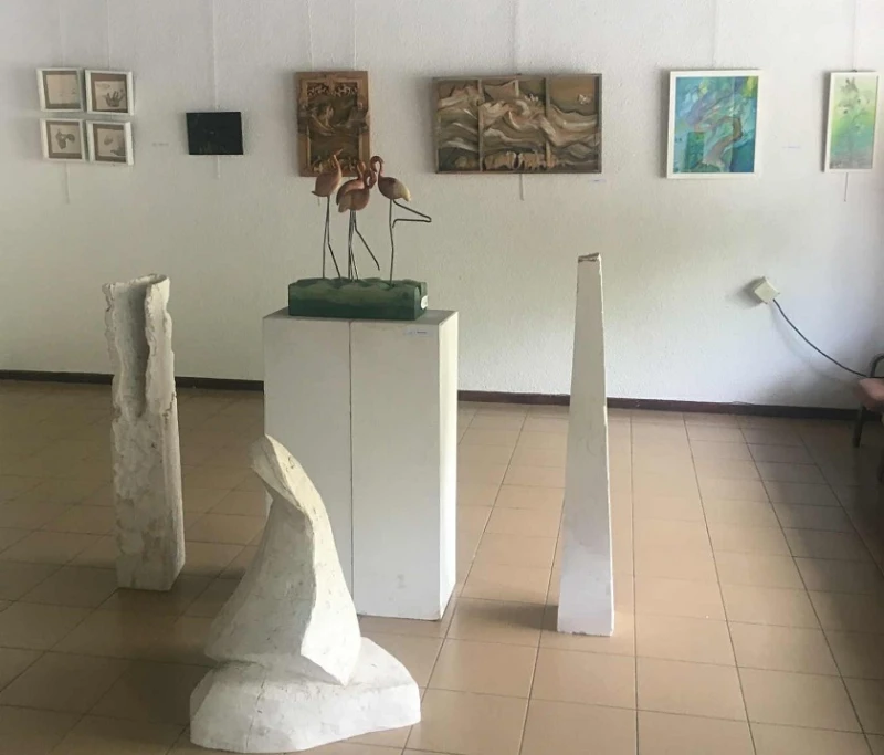 Художествена изложба "Рамката" е експонирана в Клуба на дейците на културата в Смолян