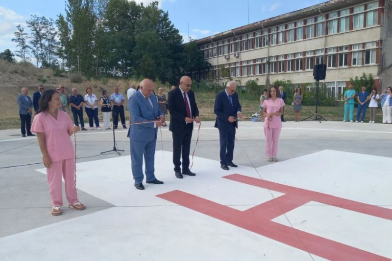 Готова е площадката за медицински хеликоптери в Кърджали