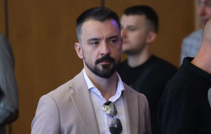 "Опасен, смъртоносен вредител, пръкнал се от среда на вредители": Шкварек с коментар за жестоката катастрофа в София