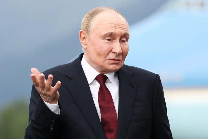 Репортер към Путин: Ще спрете ли да убивате цивилни?