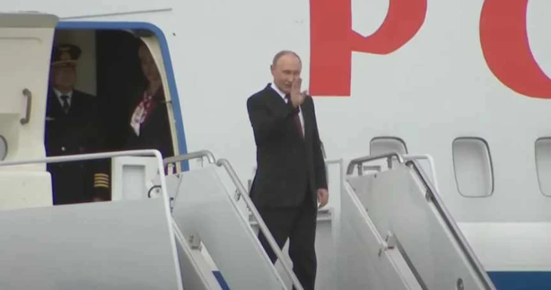Путин си тръгна от Аляска