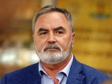 Доц. Ангел Кунчев: От 2021 г. големите производители знаят за рисковете в гел лаковете