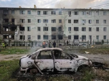 Броят на жертвите след руския удар в Харков се увеличава