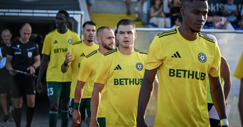 Първо във 