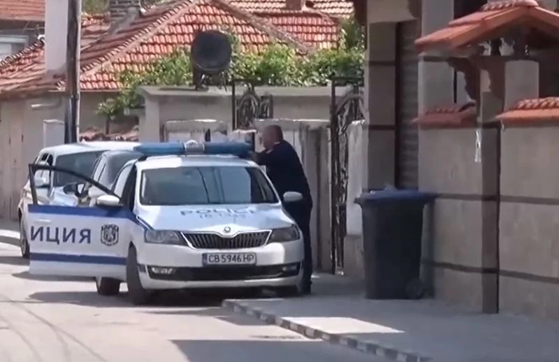 Задържаният за убийството в Първомай е познат на семейството, имал отношения с дъщерята