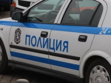 Пиян 21-годишен мъж преби бившата си приятелка в Кубратско, нападна и полицай