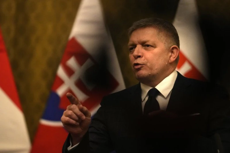 Фицо: Няма да има напредък в разрешаването на украинския конфликт, без да се обсъдят териториалните промени