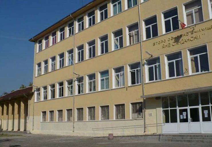 17 училища в Пловдив и областта с нови директори