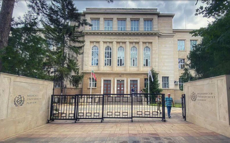 Медицинският в Плевен предупреждава институции за опасността от водната криза
