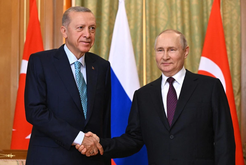 Путин разговаря с Ердоган за срещата си с Тръмп в Аляска