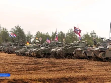 Bloomberg: Около 10 държави са готови да изпратят войски в Украйна след края на войната