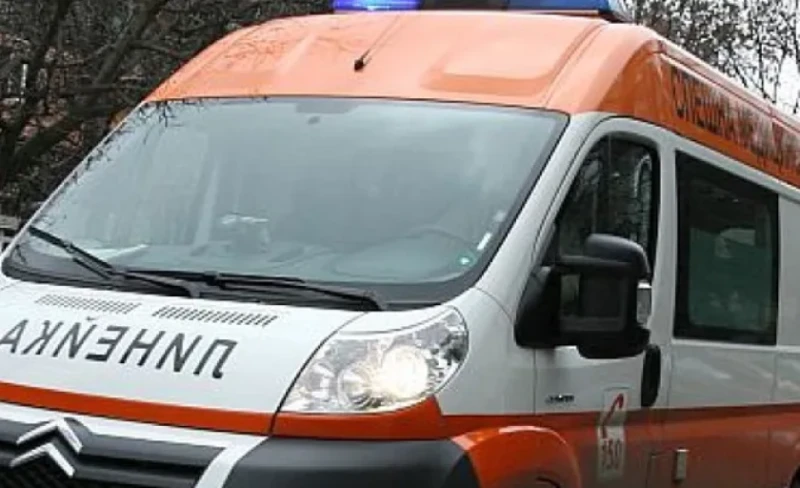 Отнето предимство вкара моторист в болница в Шумен
