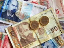 Икономист: С влизането в еврозоната излизат скрити левови спестявания - от чекмеджета и под възглавници