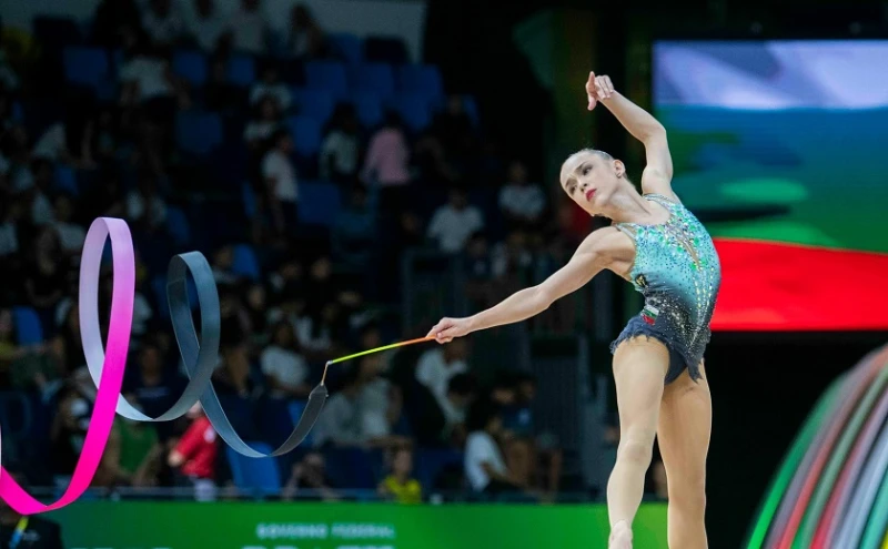 Стилияна Николова на 4 финала, Ева Брезалиева на един