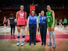 България изтърва Канада в първия гейм на старта на Световното