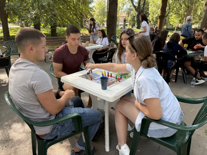 Ето кой спечели благотоврителния турнир по "Не се сърди, човече" в Русе