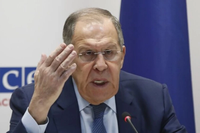 Лавров отговори на Макрон за сравнението на Русия с "хищник"