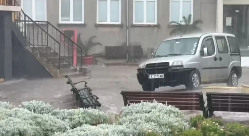Черноморец е под вода!