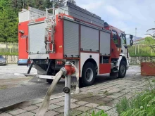 Пожарникари помогнаха при два инцидента с автомобили в Златоград и край Доспат