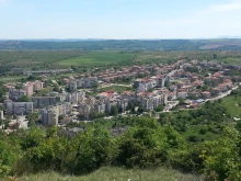 Единственият град в България, от който, ако тръгнете право на север, стигате до Гърция