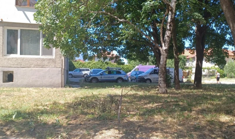 Мъж почина след падане от жилищен блок в Кюстендил