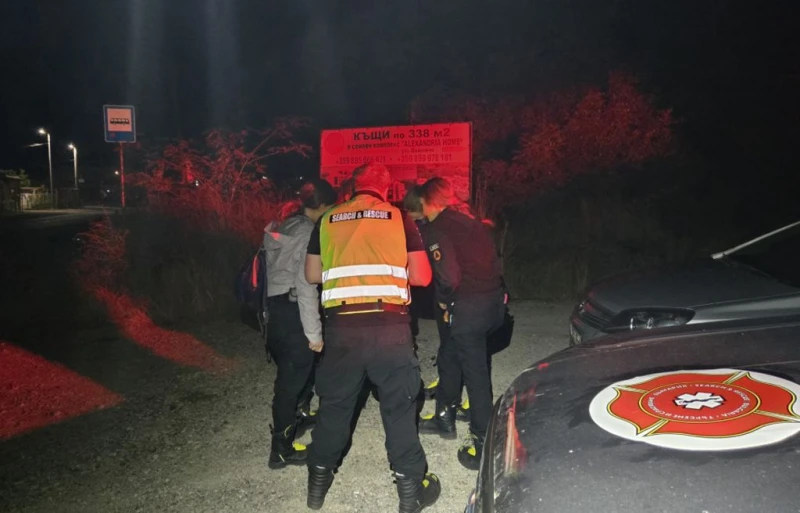 Доброволци се включиха в издирването на изчезнала жена от "Горна баня"