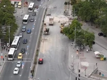 Днес отварят за движение северното платно на бул. "Христо Ботев" срещу Централна гара