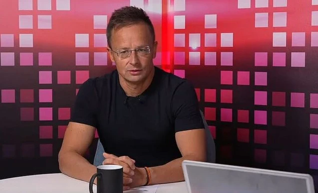 Сиярто отново заплаши да спре доставките на електроенергия за Украйна