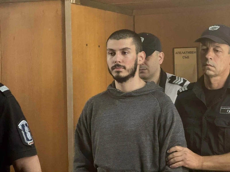Ивелин сам показал къде са ножът и окървавените дрехи