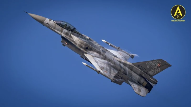 Изтребител F-16 се разби в Полша