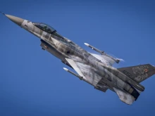 Изтребител F-16 се разби в Полша