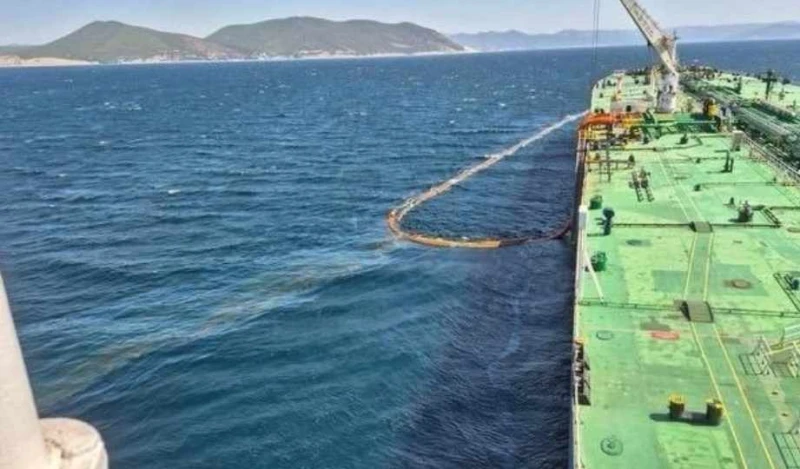 Разлив на нефт в Черно Море