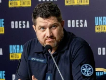 Плетенчук: Търговски кораб пострада при взрив от неидентифицирано устройство близо до Одеса
