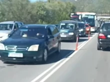 Продължават задръстванията към Гърция