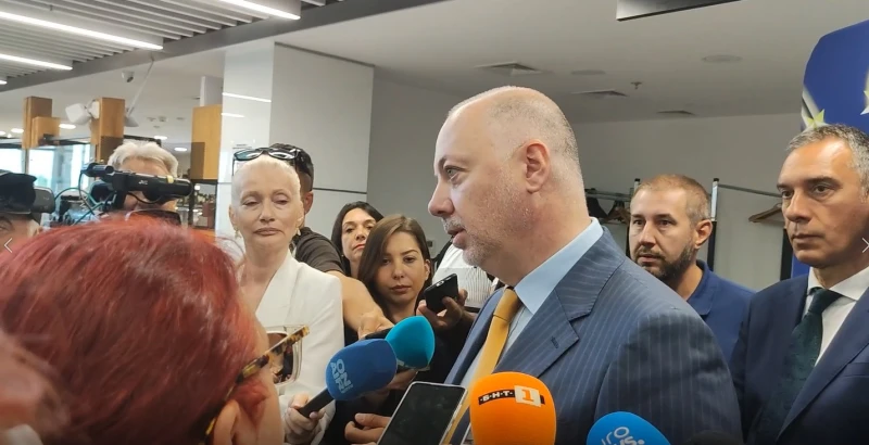 Росен Желязков: Не продаваме държавни имоти, систематизираме ги
