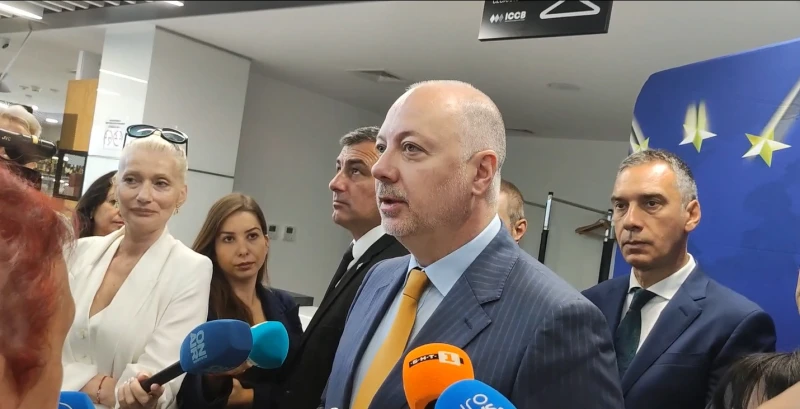 Премиерът: Няма да има злоупотреба с парите от новия капитал на ББР