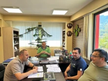 ЮЦДП – Смолян подобрява хранителната база на кафявата мечка чрез залесяване на горски култури