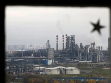 Politico: Удари по руските рафинерии могат да принудят Путин да започне преговори още тази есен